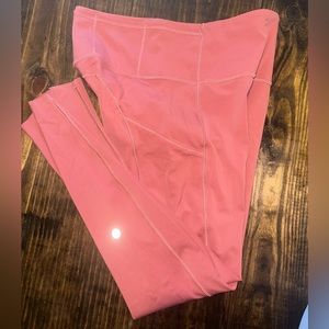 Lululemon size 8 leggings.